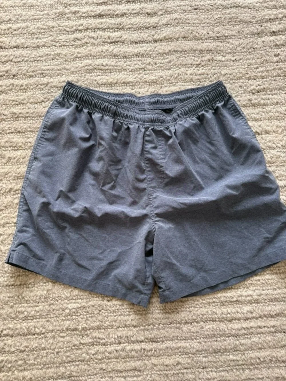 Chubbies Light Blue 5.5” Workout/Swim Shorts Large - Picture 1 of 2